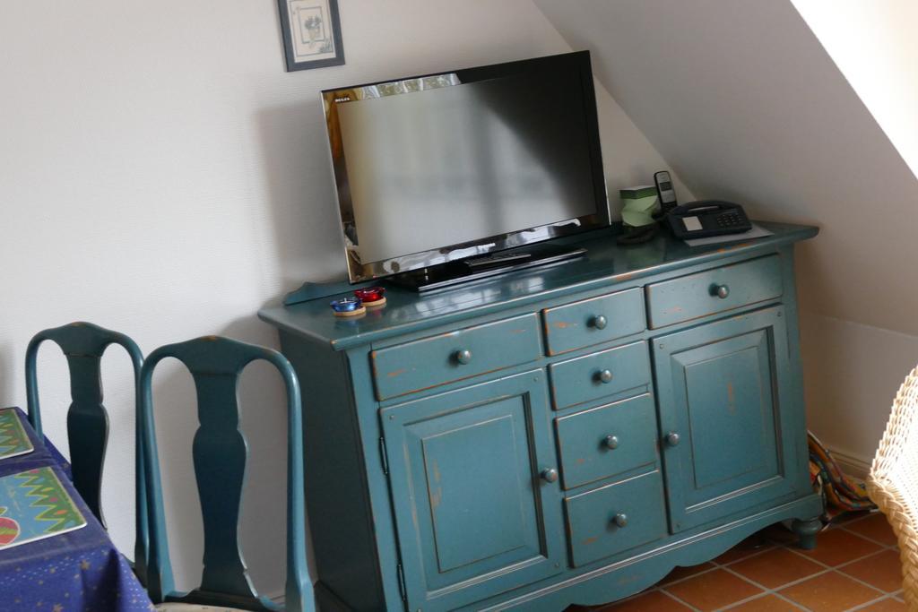 Kastanienhues Apartment Вестерланд Номер фото